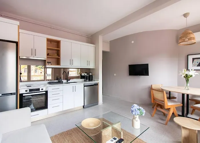 2br House W Island Charm * Adalar